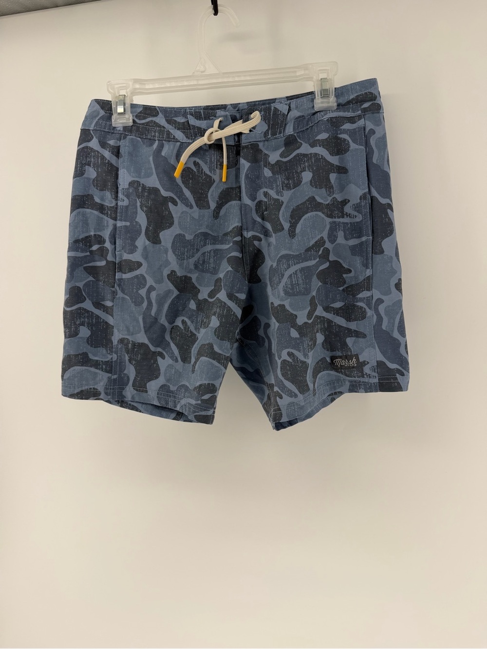 Marsh Wear Blue Camo Men’s Swim Trunks with Drawstring Sz 30 7” Inseam